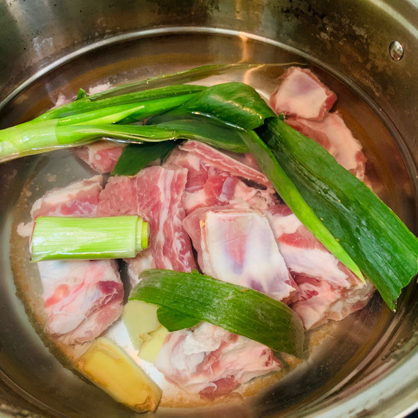 电饭煲红烧排骨