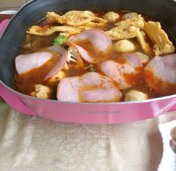 麻辣丸子虾火锅