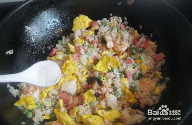 色香味俱全的扬州蛋炒饭