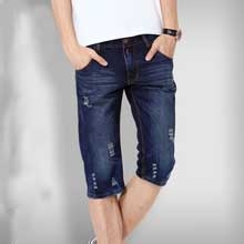 2013年型男牛仔裤怎样搭配技巧