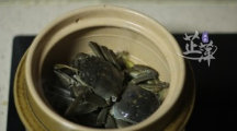土锅焗蟹的做法步骤