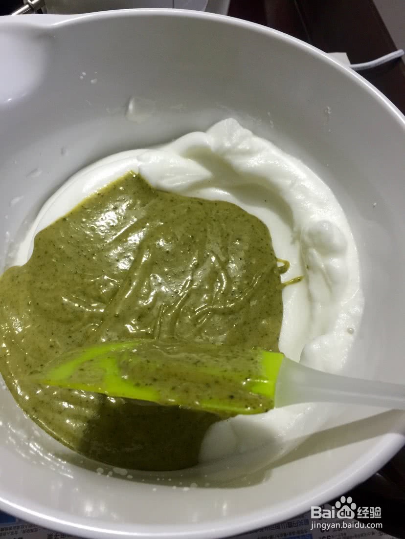 抹茶戚风蛋糕的做法