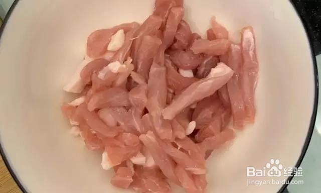 豆角焖面这样做才好吃,出锅之前加了它更香!