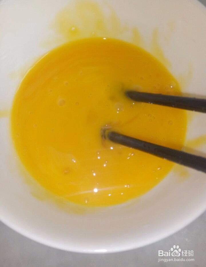 如何制作双色蛋卷?