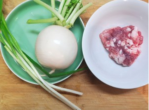 超级好喝的萝卜肉汤