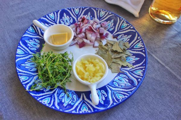 白葡萄酒焗青口