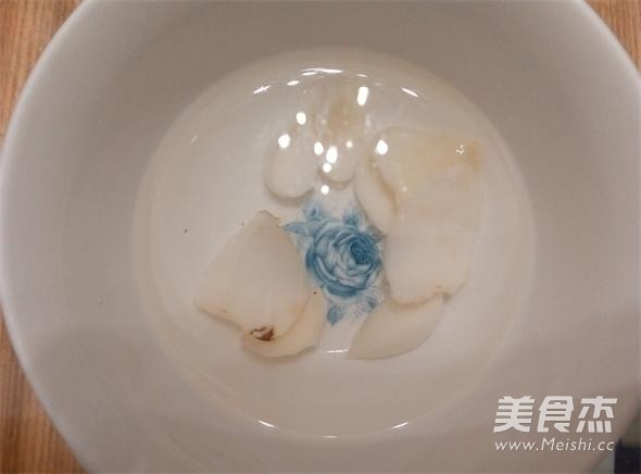 黑米黑豆薏仁粥(乌发养生粥）