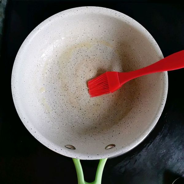 草莓酸奶鸡蛋饼