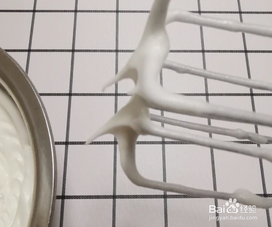 怎样在家制作好吃的酸奶蛋糕?