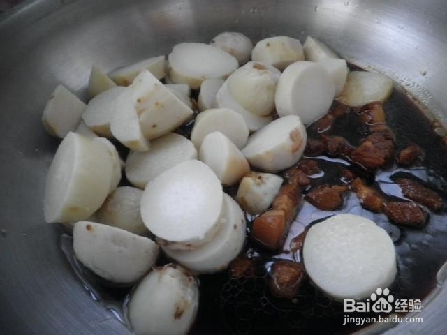 芋头烧肉的制作