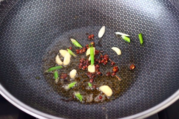 海虾芸豆木耳时蔬便当