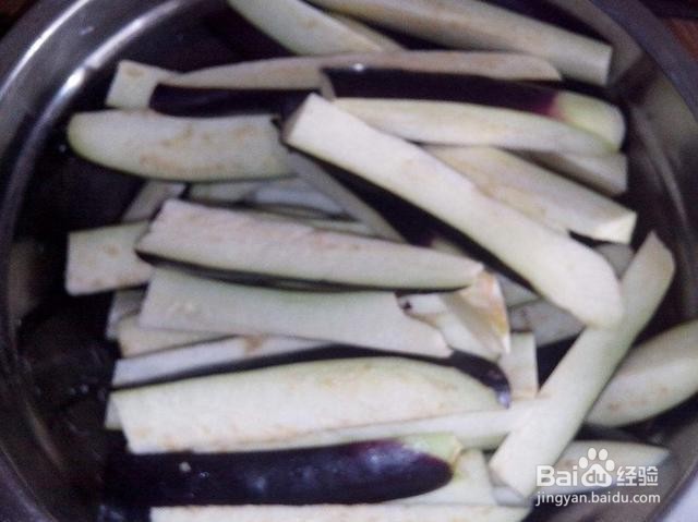 家庭自制炒茄子