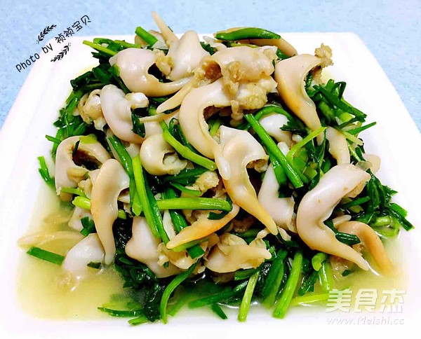 韭菜炒鸟贝的做法