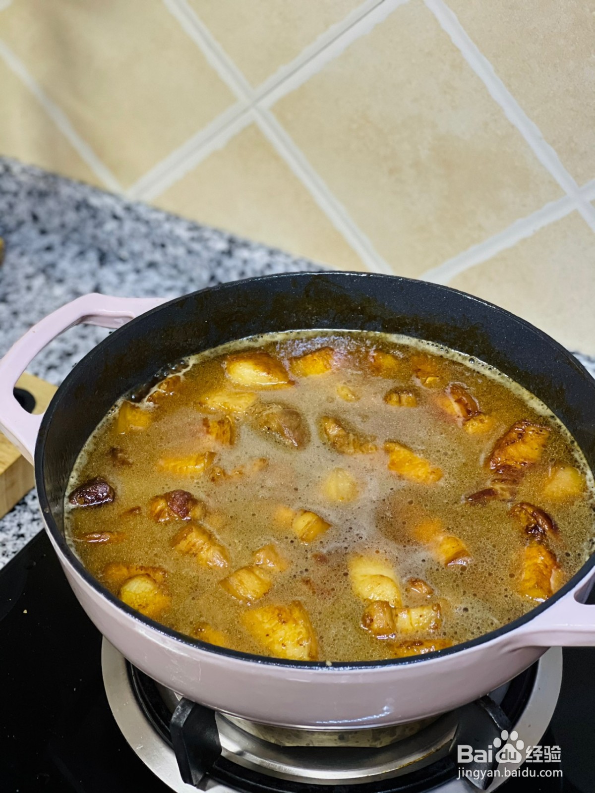 红烧肉卤蛋的做法