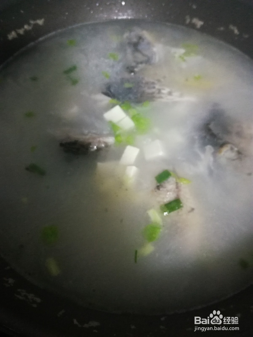鲫鱼怎么熬成雪白浓汤