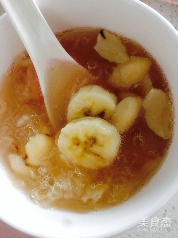 香蕉百合银耳汤