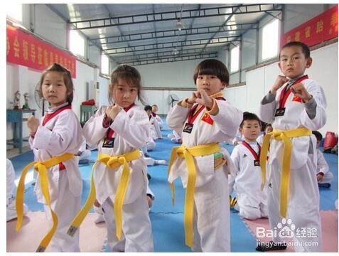 暑假给孩子报什么培训班？