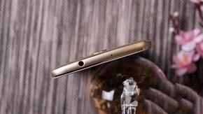 Moto M评测:金属机身+指纹中端力作