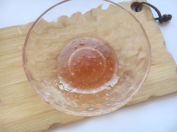 酒渍草莓开心果脆塔
