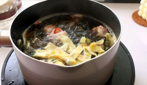 紫菜虾丸鸡蛋汤