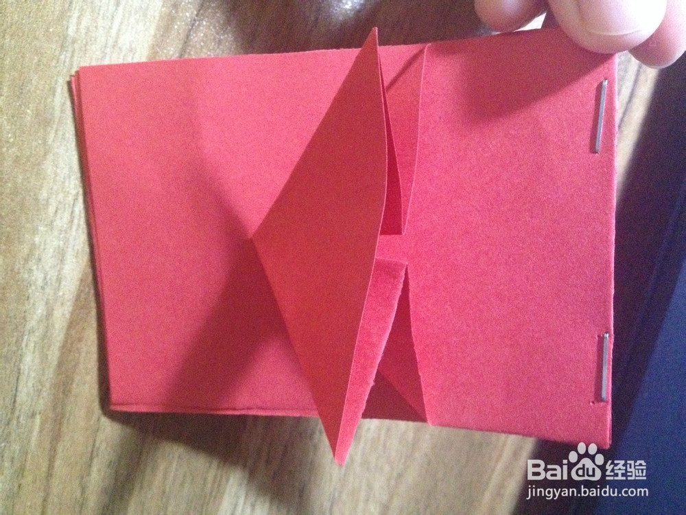 小时候我们用课本做做过的灯笼