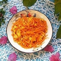 怎么做美味的胡萝卜炒鸡蛋