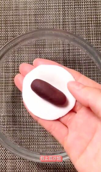如何做豆沙糯米蒸红枣