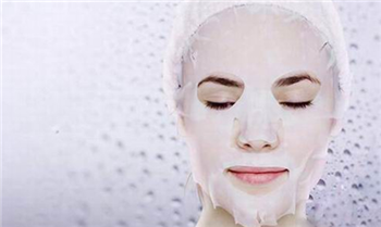 女生在敷面膜的时候需要注意什么