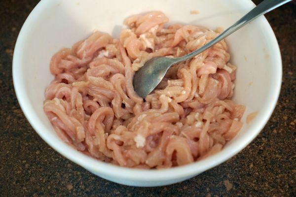 大冷天来一碗【榨菜肉丝面】