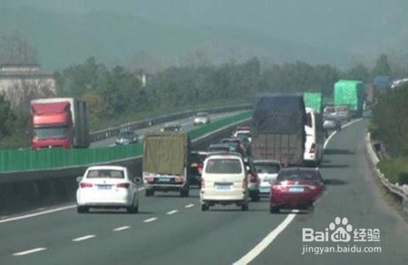 高速路行车的讲究