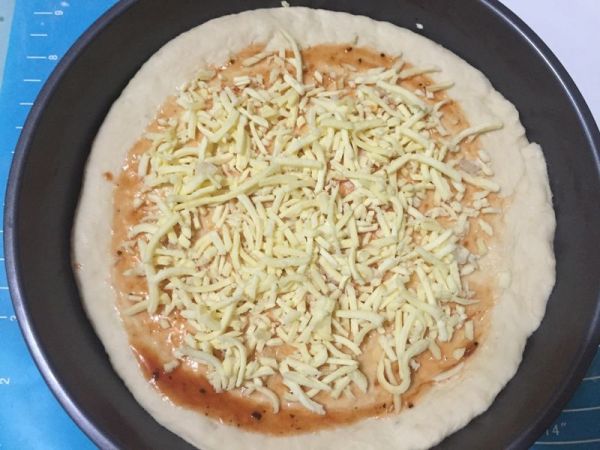 奥尔良鸡腿肉披萨