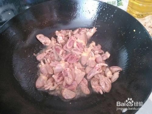 青椒辣炒鸡心