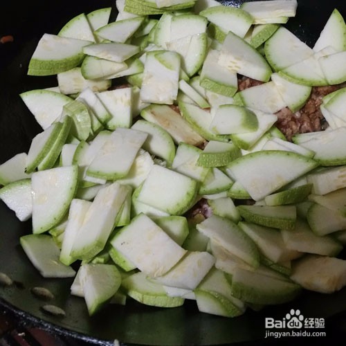 炒饼的做法之西胡肉炒饼