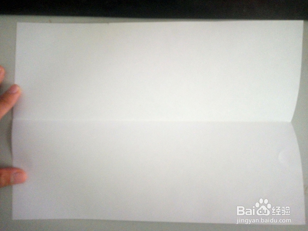 如何制作飞的持久的纸飞机