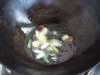 蟆蛤炒茄子烧法