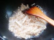 金针菇炒鸡蛋
