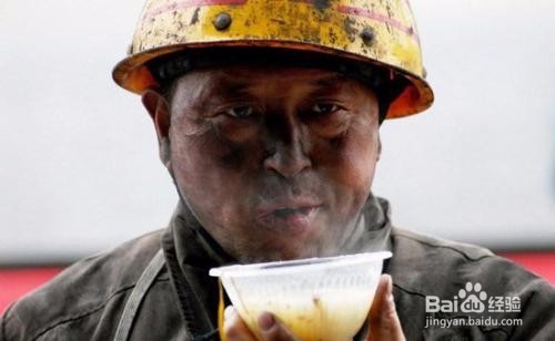 拖欠二年多的工资如何要回来