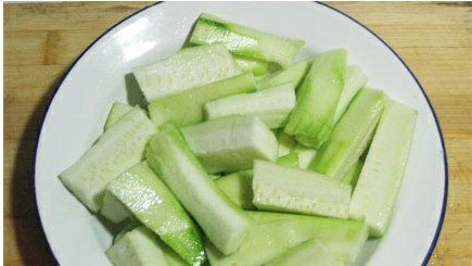 烧嫩丝瓜的制作方法