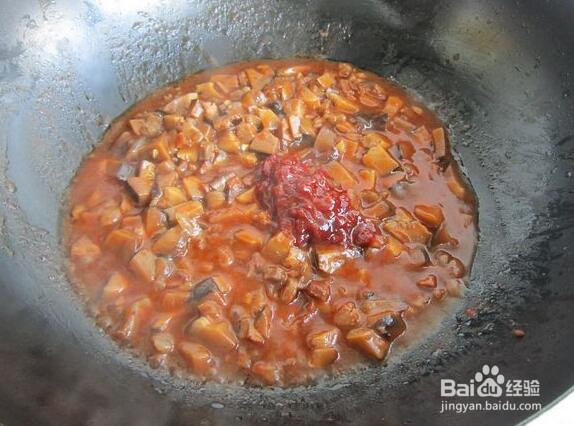 自制腊肠杂酱面