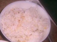 家常酱茄子香肠焖饭