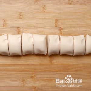 教大家平底锅梅干菜烧饼的做法