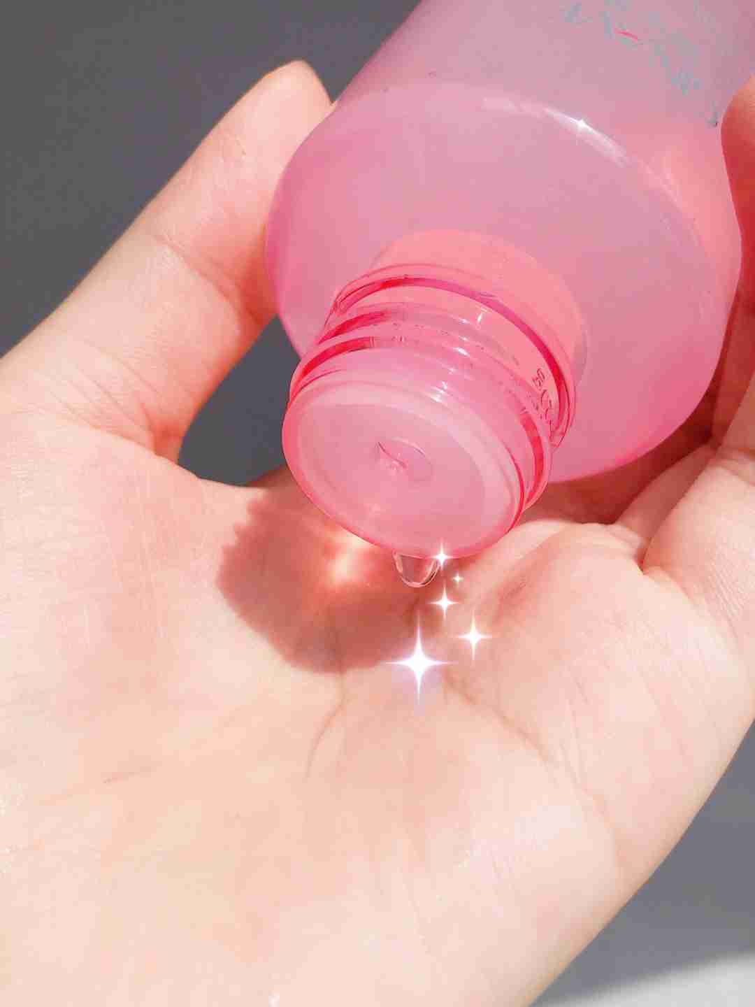 嘉年华雪肌精华水!一款小仙女的必备款