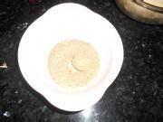 芝麻小酥饼详细的制作方法