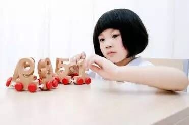 如何鞭策孩子努力学习