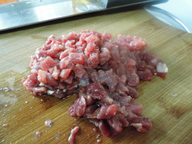 美味的牛肉辣椒酱做法,快来学一下吧!