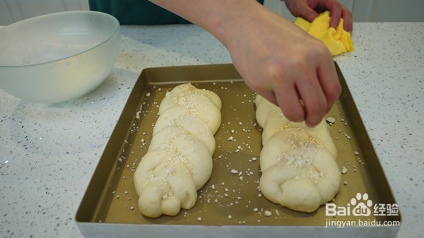 椰子油怎么用——烘焙椰香辫子面包