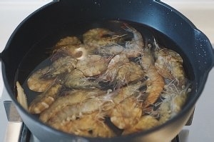 酸酸辣辣的黄瓜柠檬虾