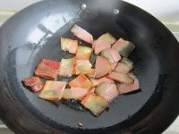 腊肉炒花菜的做法
