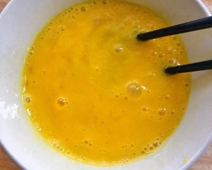 萝卜干炒鸡蛋的美味做法