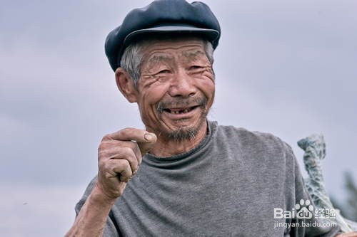 不结婚老了会是什么样